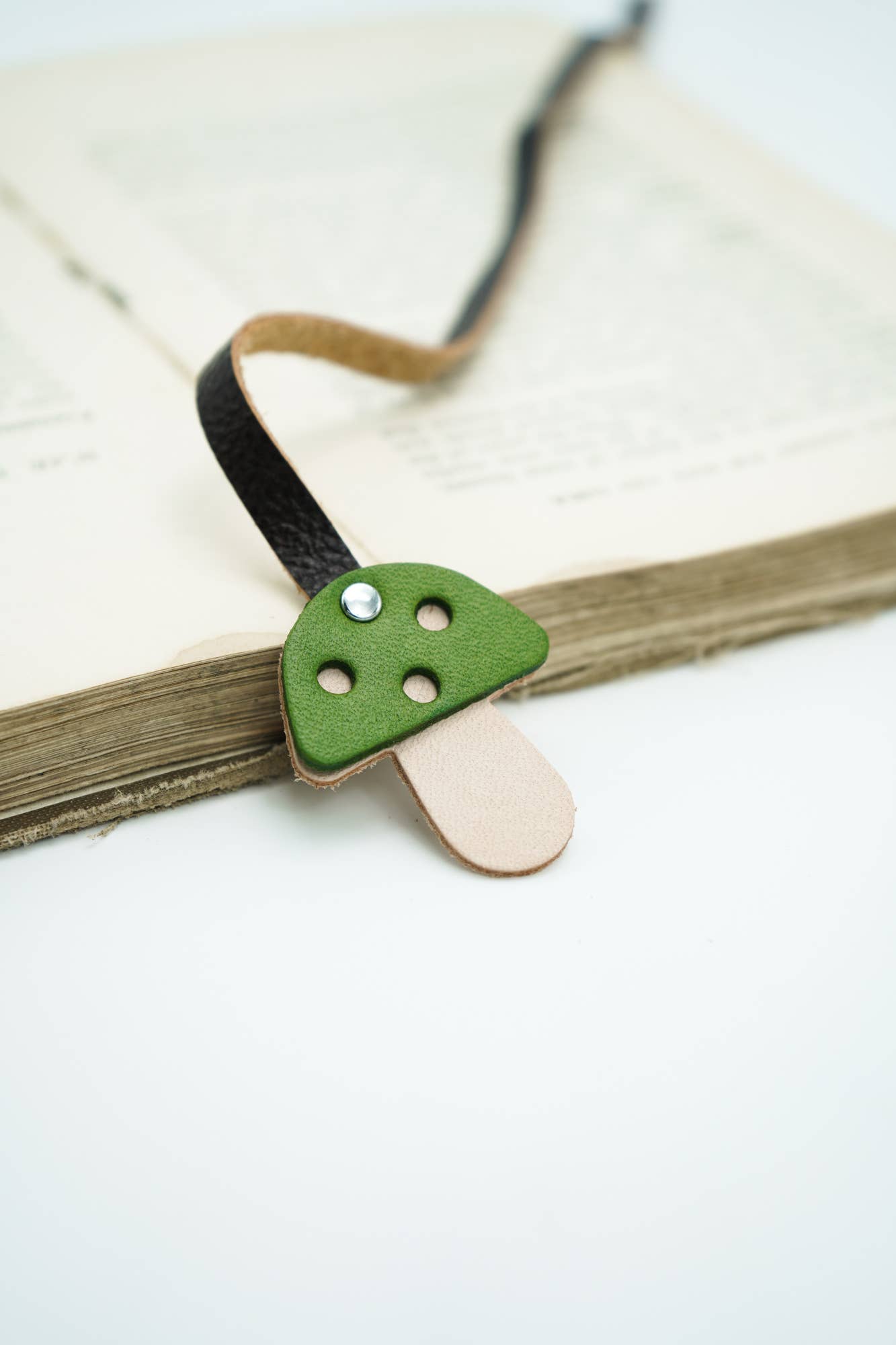 Bookmark - Mushroom