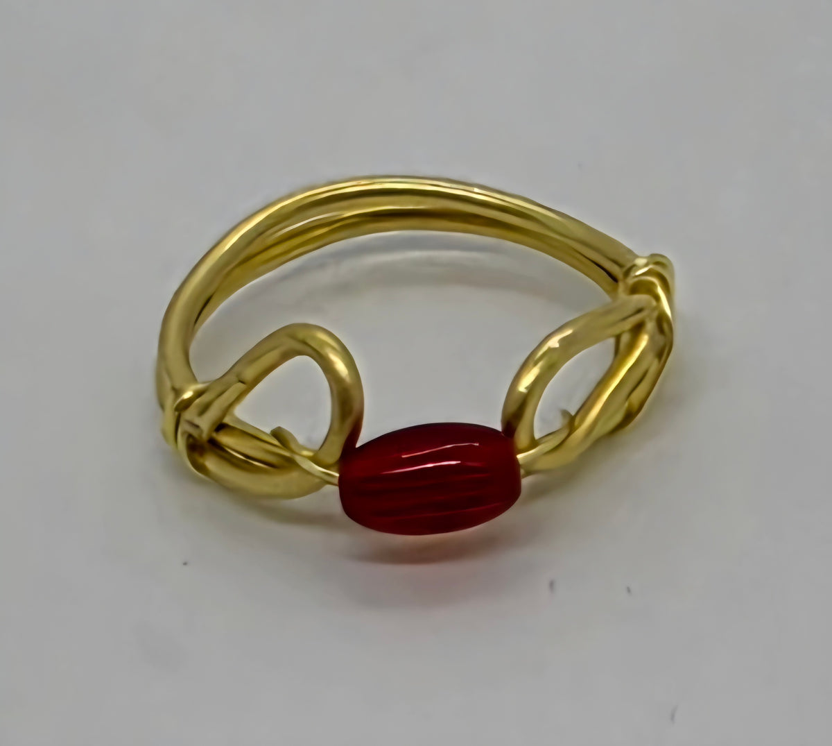 Fidget ring red beads