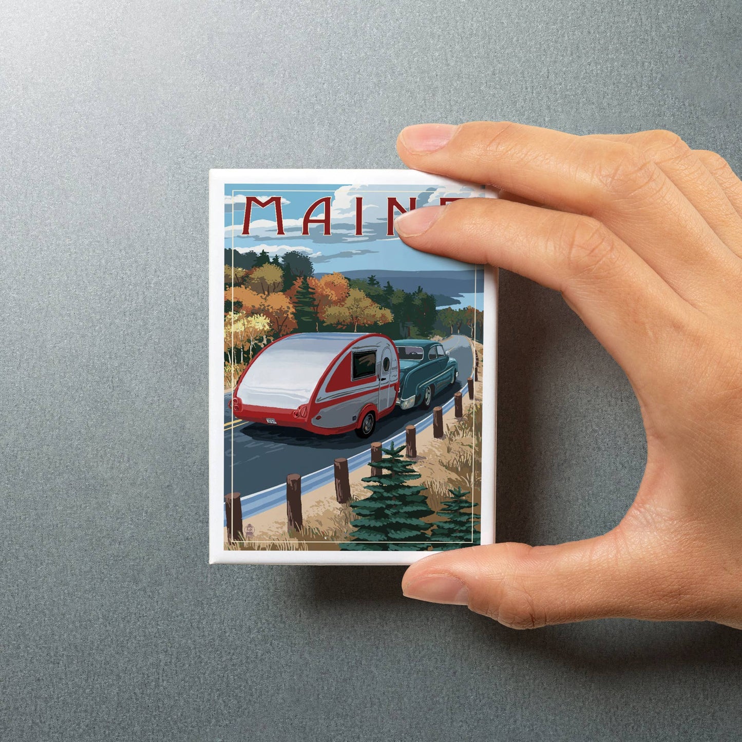 Magnet - Maine - Retro Camper on Road