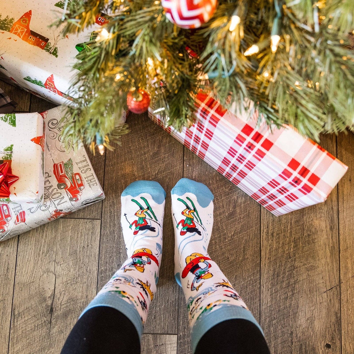 Lavley - Life Is Better On The Slopes Socks