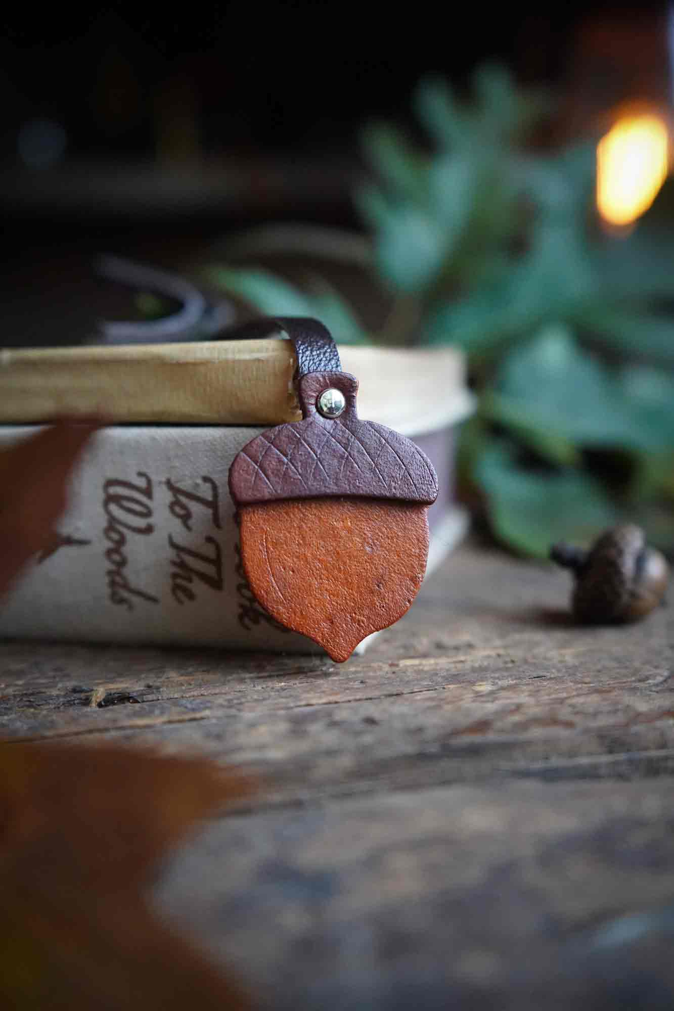 Bookmark - Acorn
