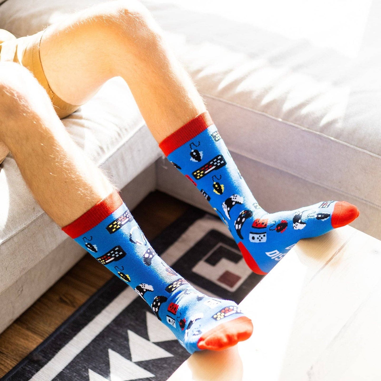 Lavley - Do Not Disturb I'm Gaming Socks