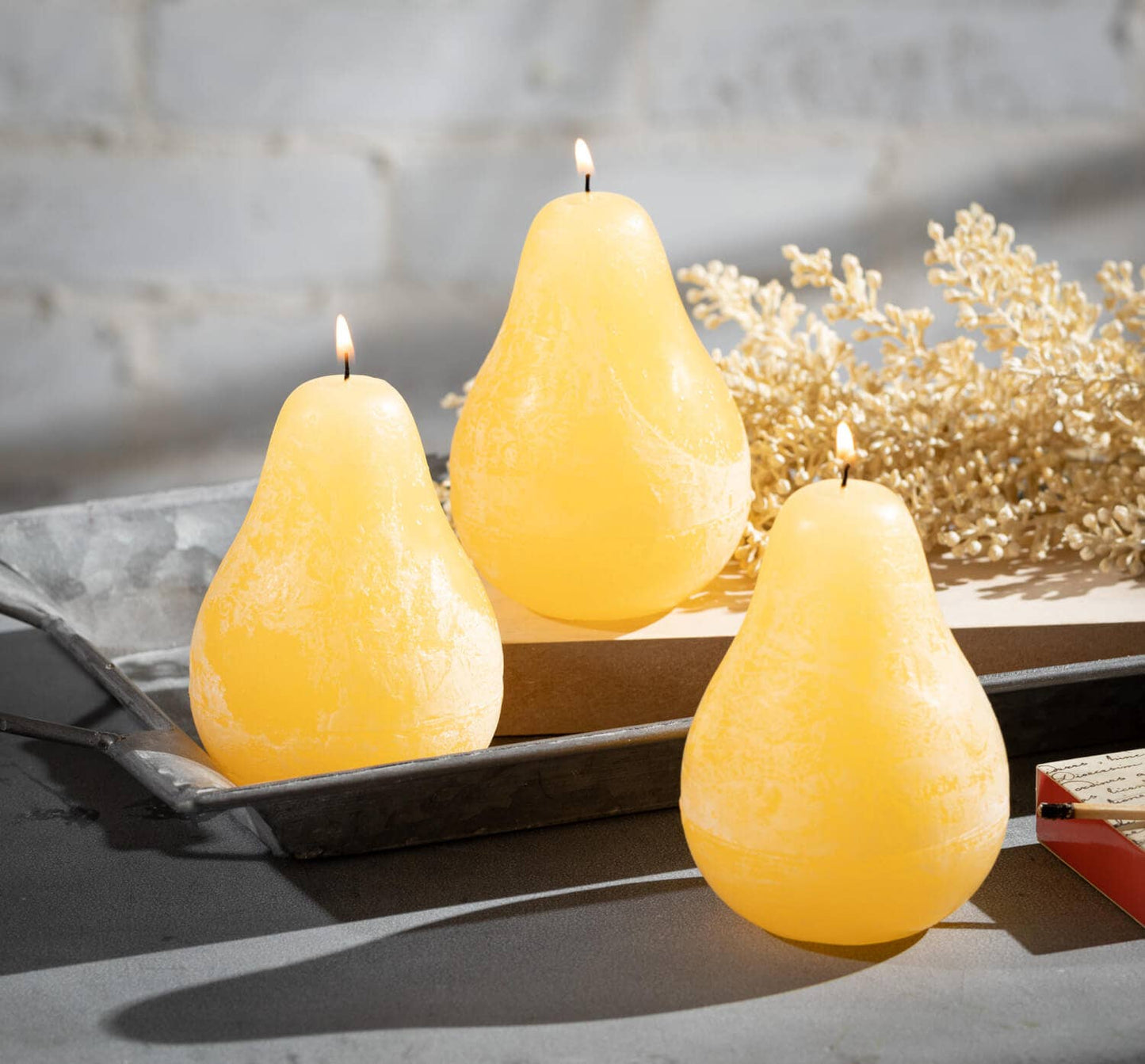 Candle - Pear - Warm Yellow