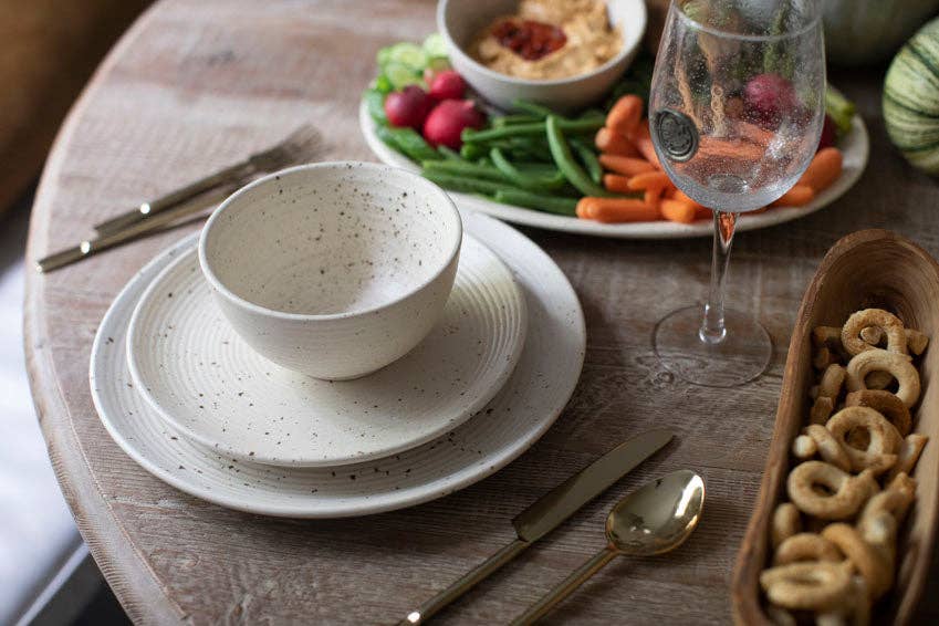 Plate - Ribbed Ceramic Speckled