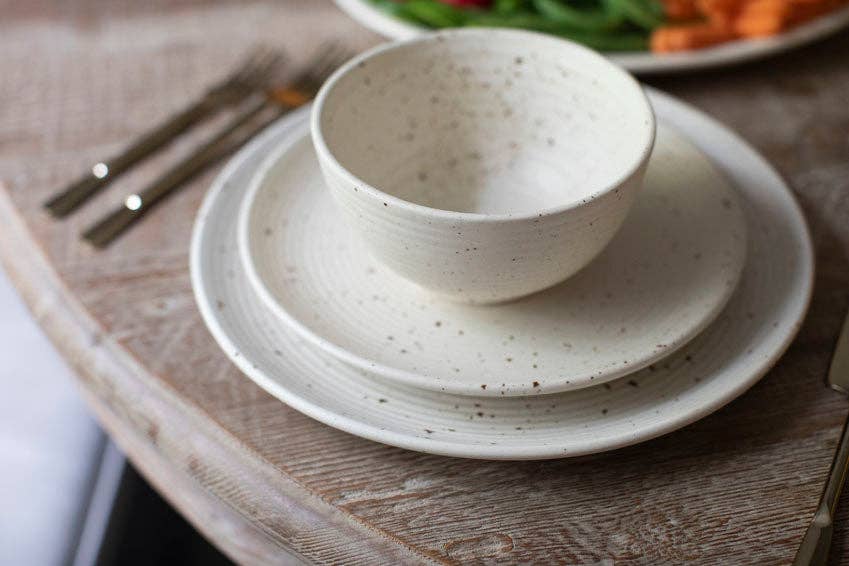 Plate - Ribbed Ceramic Speckled