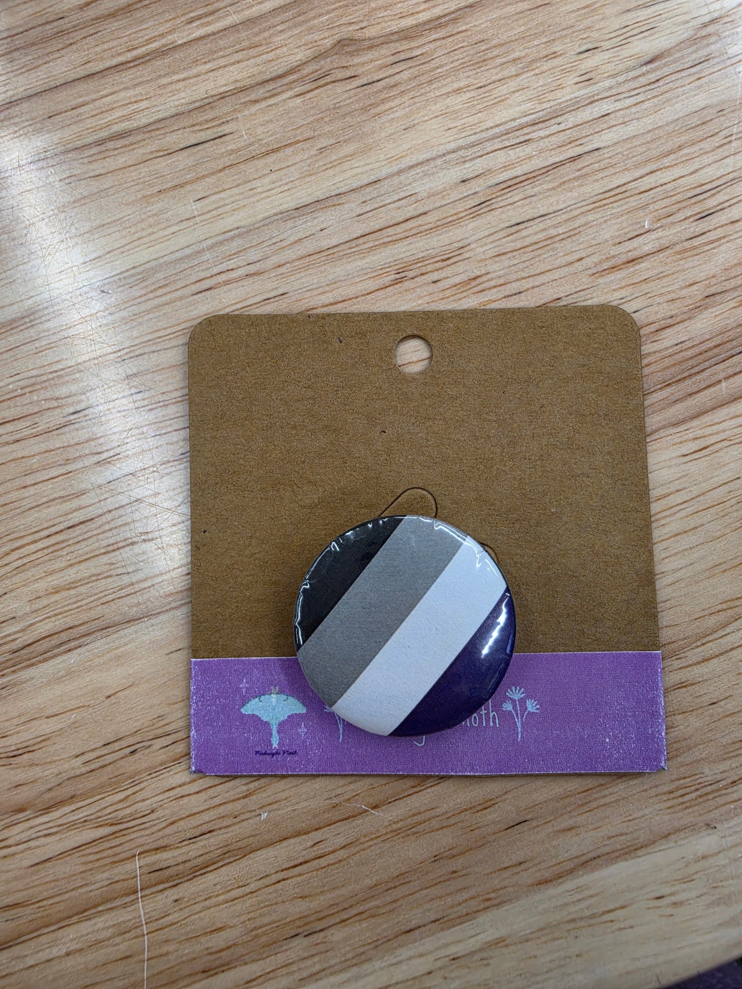 Ace Flag Pin