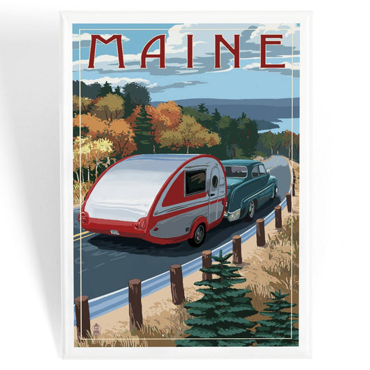 Magnet - Maine - Retro Camper on Road