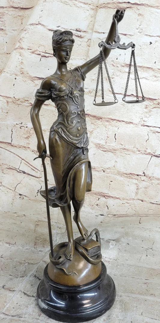 Lady Justice - Bronze - 19"